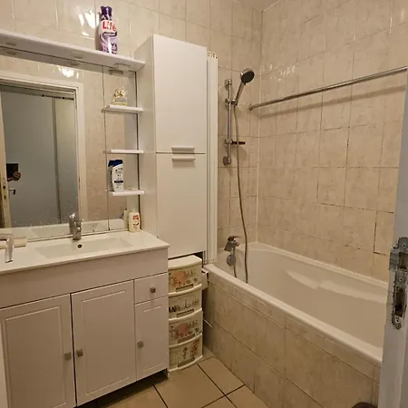 Chambres Lumineuses Avec Vue Sur Paris Montmartre Guest house Paris