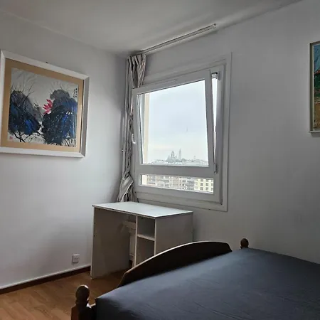 Chambres Lumineuses Avec Vue Sur Paris Montmartre Paris