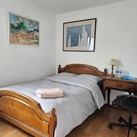 Chambres Lumineuses Avec Vue Sur Paris Montmartre *