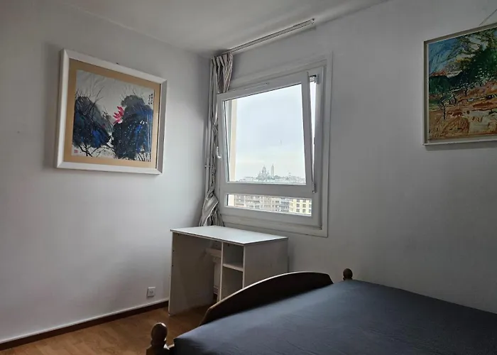 Lumineuses Avec Vue Sur Montmartre 巴黎