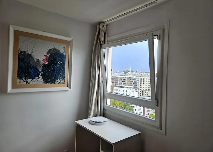 Lumineuses Avec Vue Sur Montmartre 巴黎